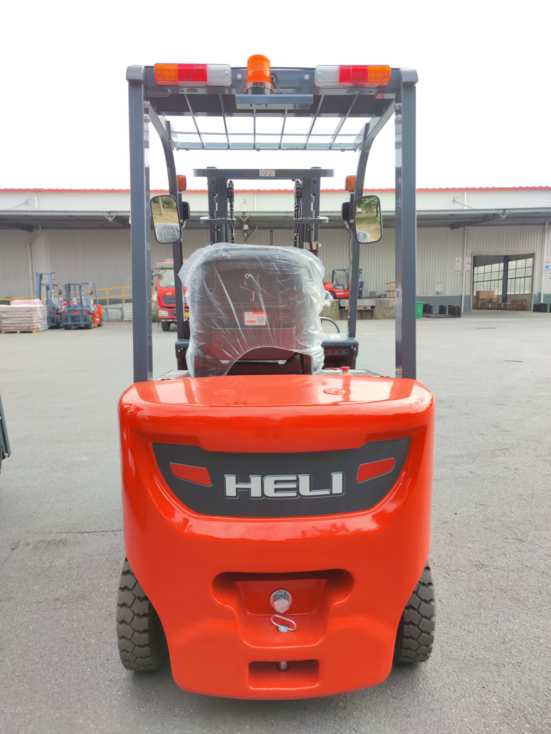 105b1bf9f0264938c5ff3bb15d89dddb